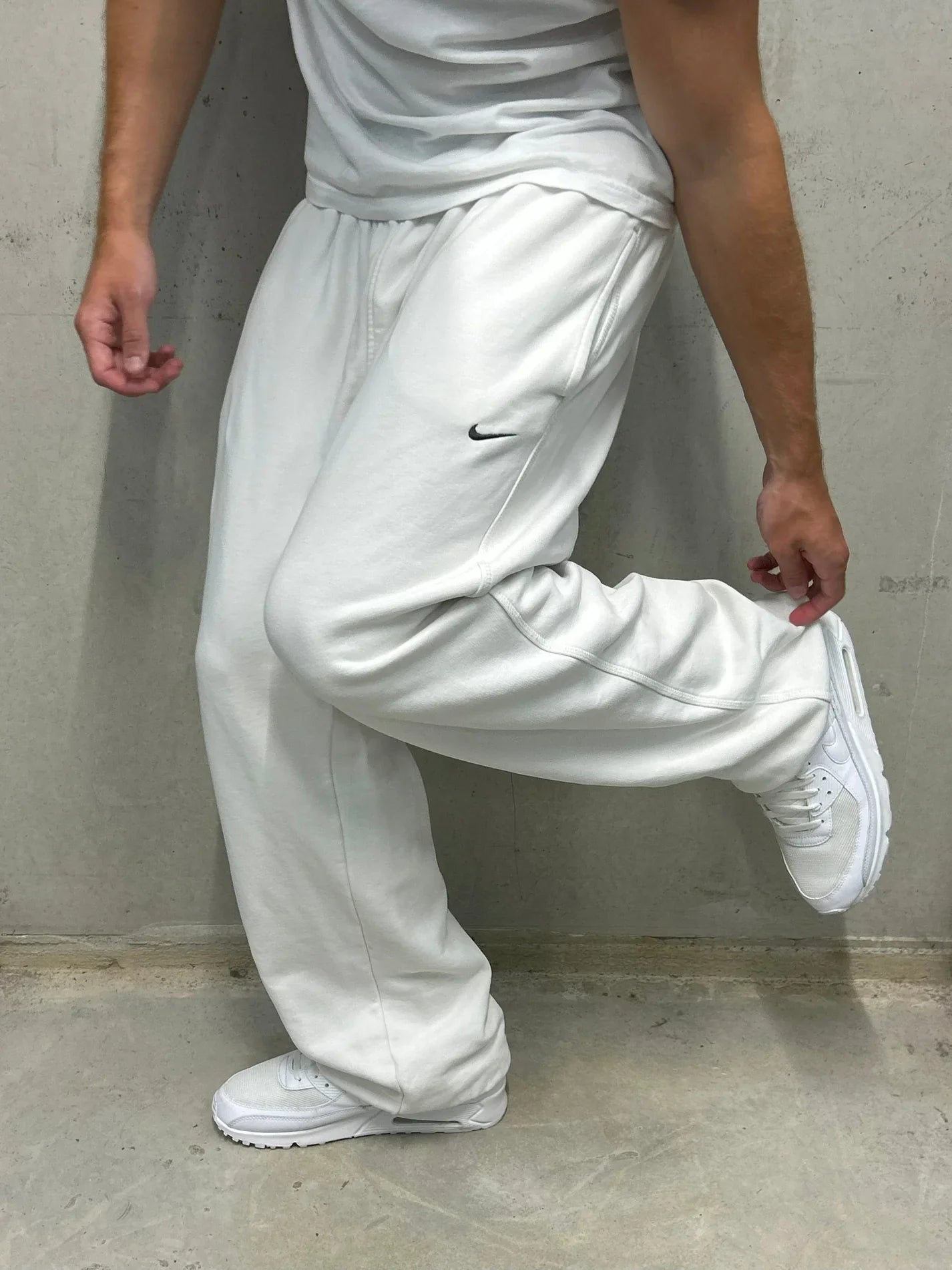 UNISEX BAGGY SWEATPANTS